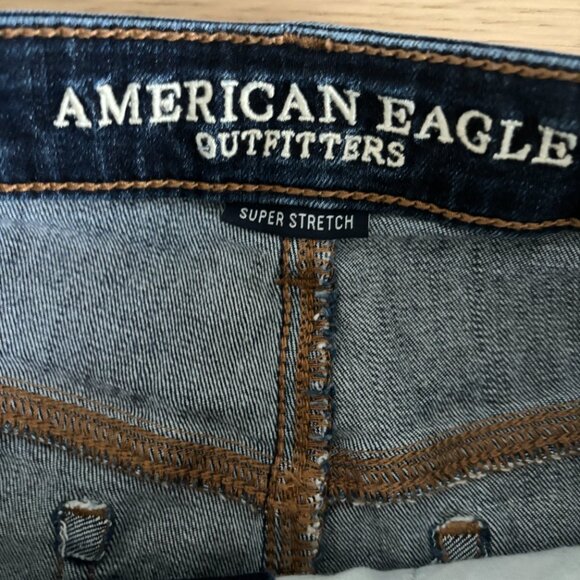 American Eagle Hi-Rise Shortie Jean Shorts - Picture 3 of 6